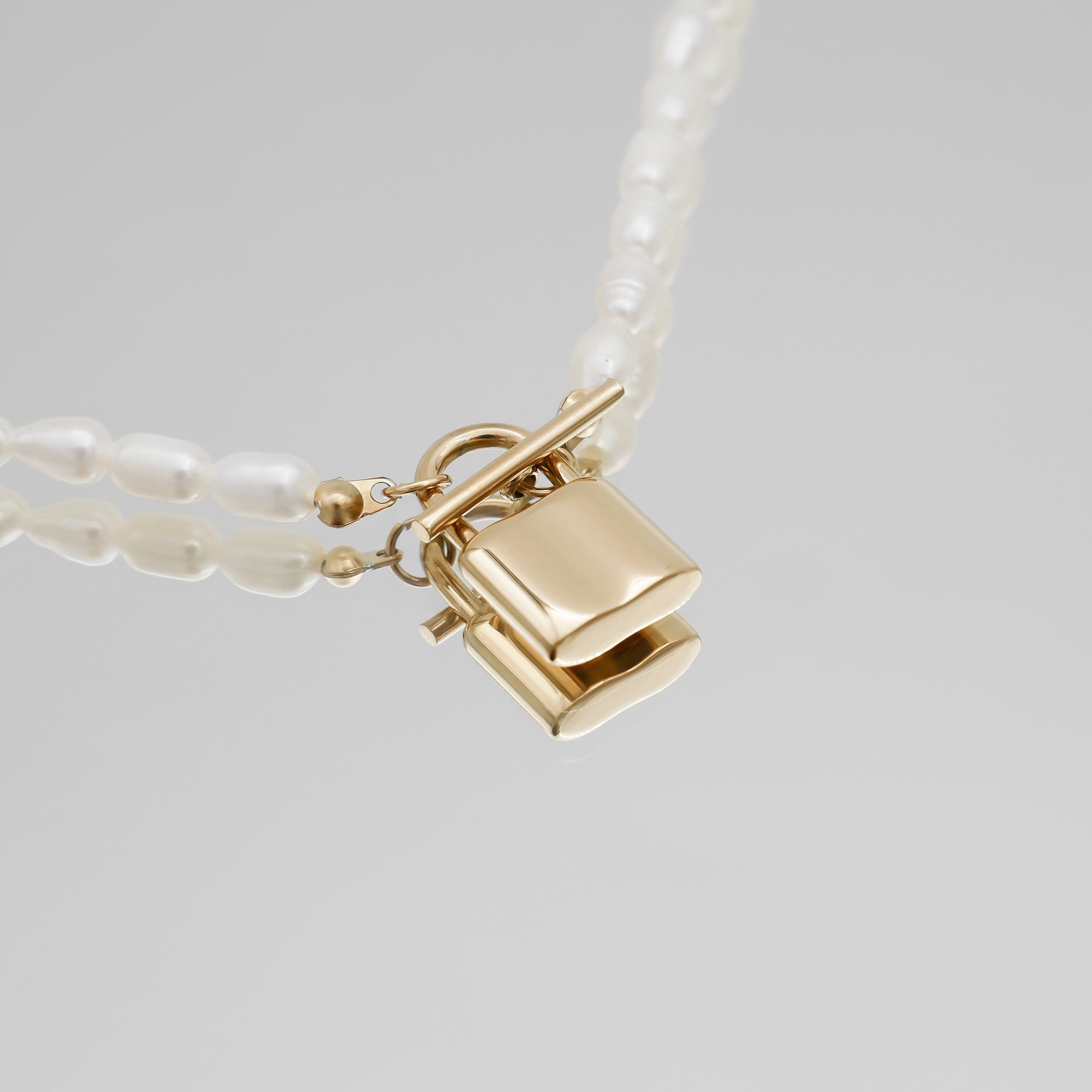 Freya Pearl Lock Necklace