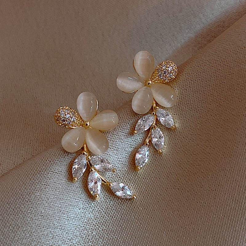 helal earrings