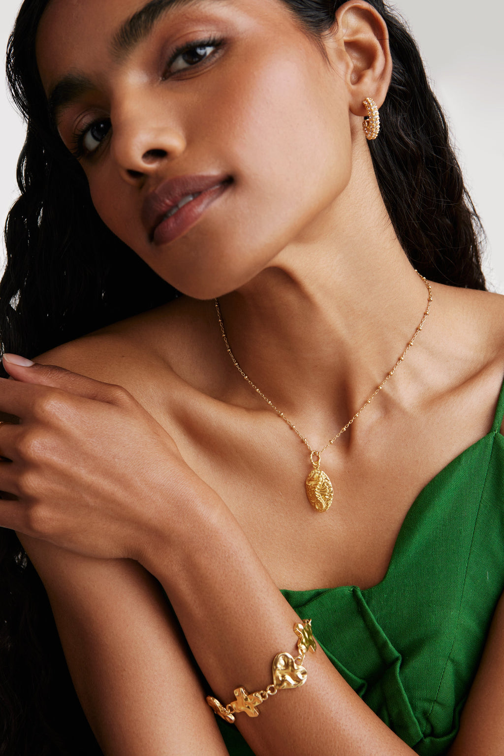 Mini Giovanna Hoop Earrings